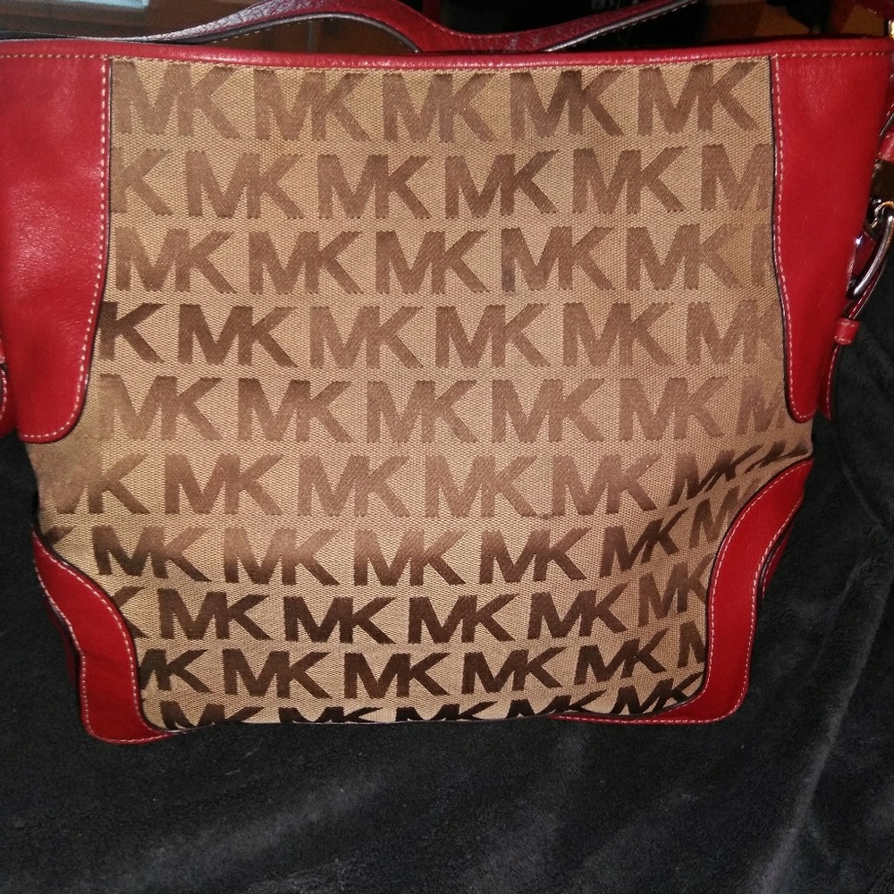 MK purse